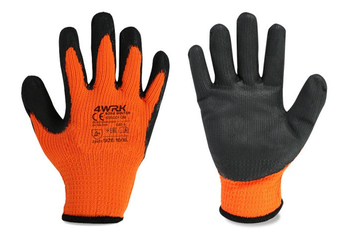Latex-coated cotton gloves with excellent grip on slippery surfaces